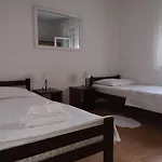 Family Friendly With A Swimming Pool - 14933 דירה זאדאר